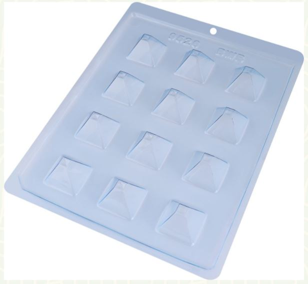 BWB9526 Forma Bombom Piramide Simples 12 ...